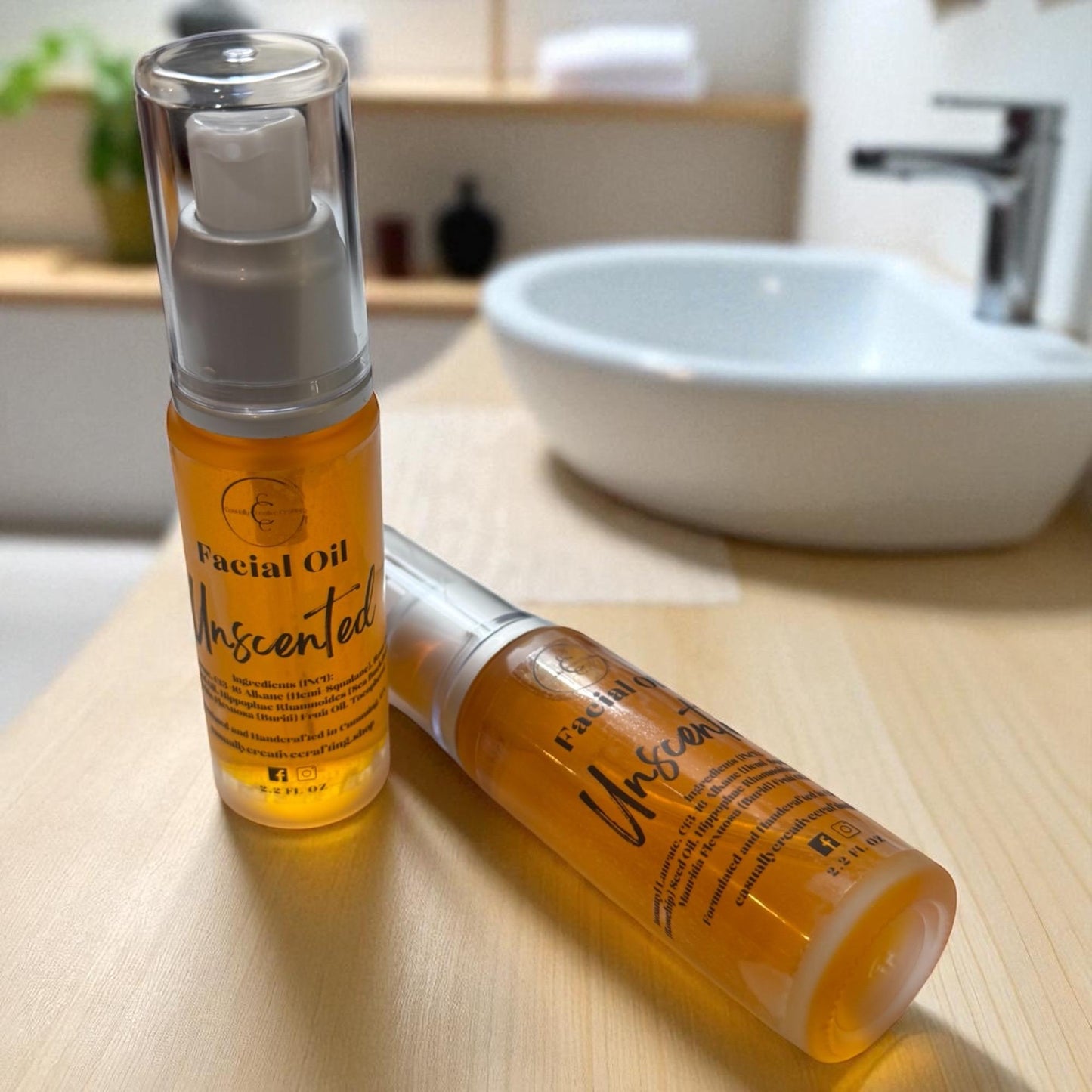 Light Face Oil/Non-Greasy