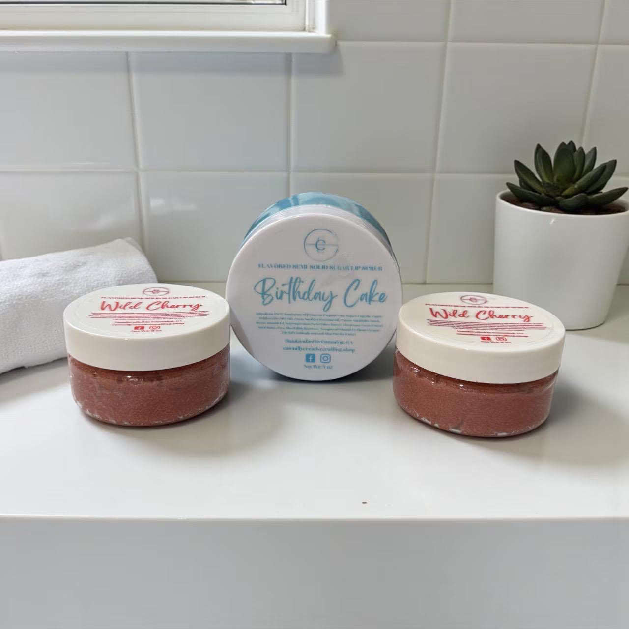 Semi-Solid Moisturizing Exfoliating Lip Sugar Scrub